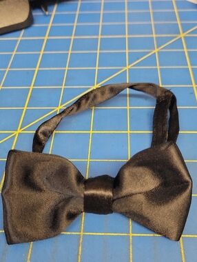 Classic Black Satin Bow Tie 15" Length NWOT